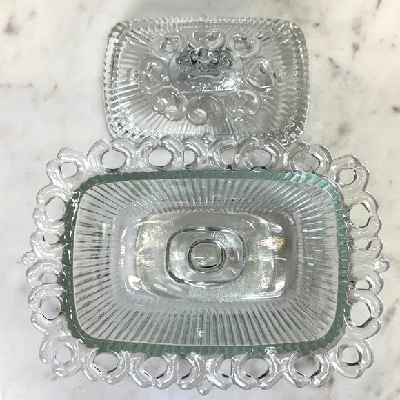 Vintage Clear Indiana Glass Lidded Candy Dish Lace Edge Heart Pedestal Compote - Picture 5 of 10